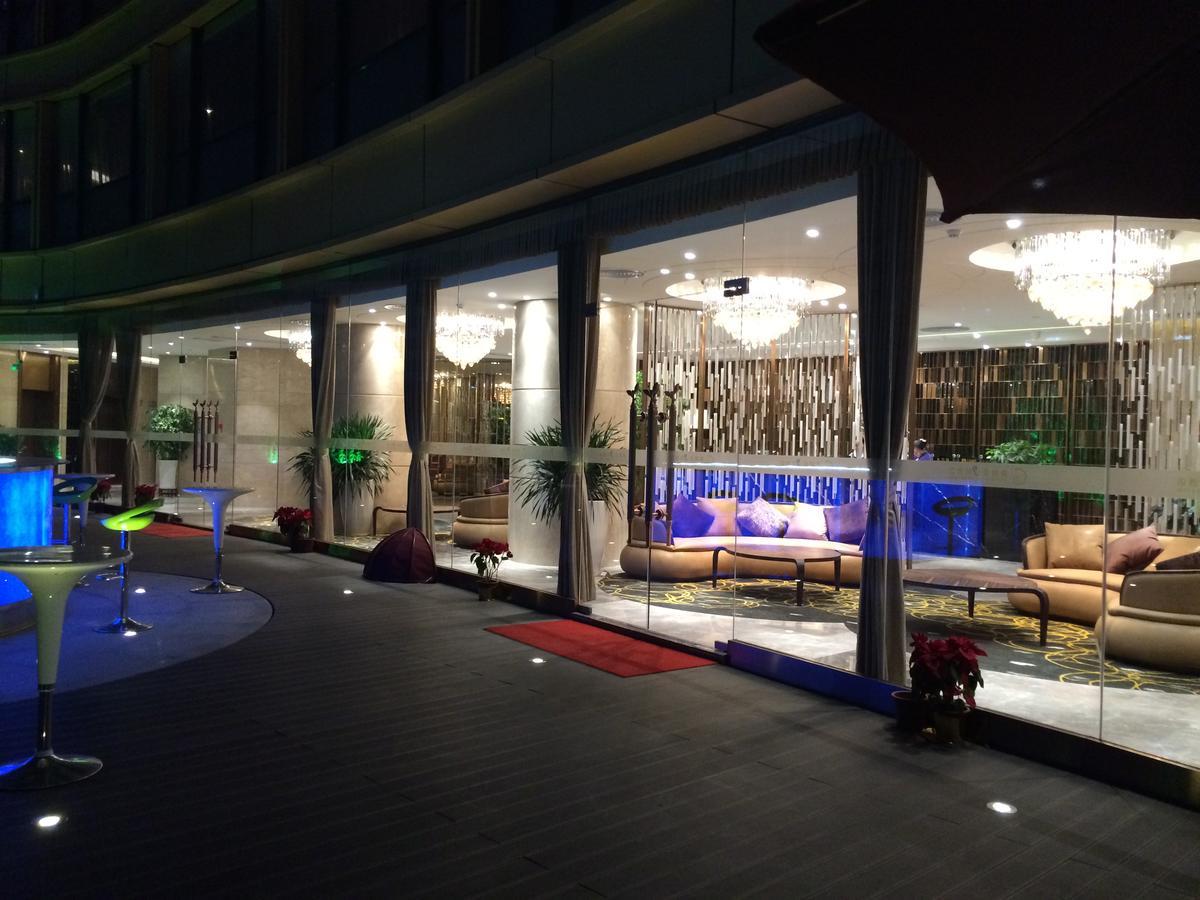 Southern-Club Station 1 Hotel-Free Canton Fair Shuttle Bus Exterior photo